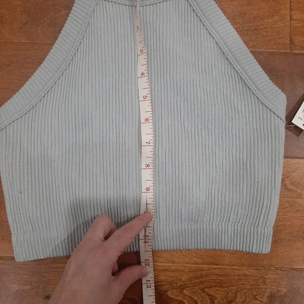 Aerie light grey minimalist ribbed halter sports bra crop top - Picture 10 of 13